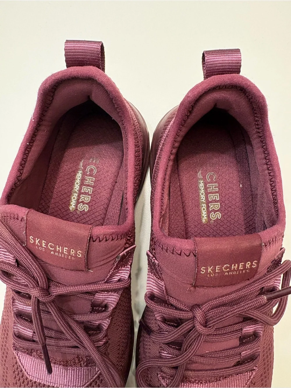 Skechers Los Angeles Vegan Burgundy/Plum Knit Lace-Up Sneakers Size 9